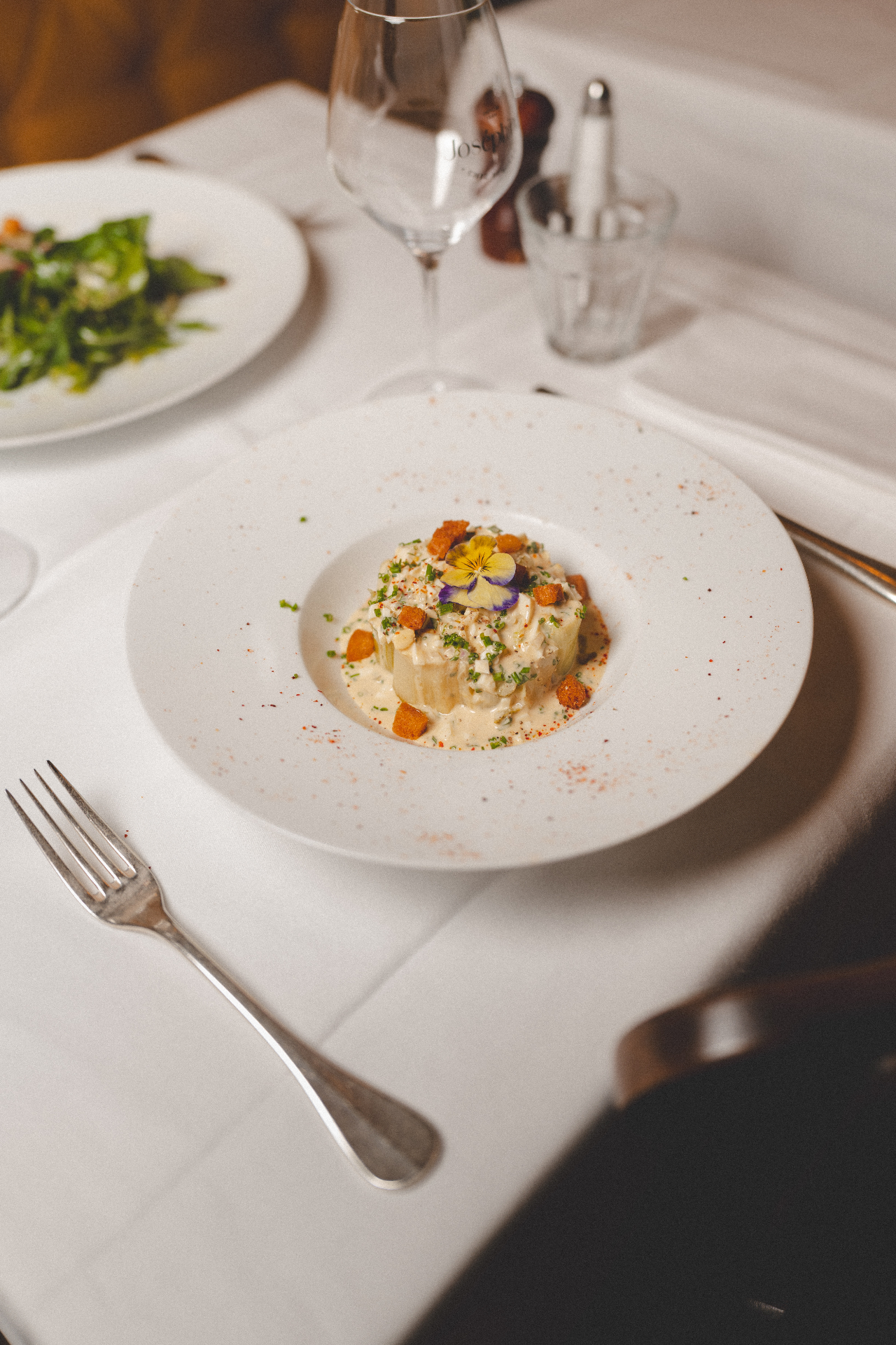 Plat signature du bistrot Joséphine Chez Dumonet — cuisine française traditionnelle, rive gauche Paris